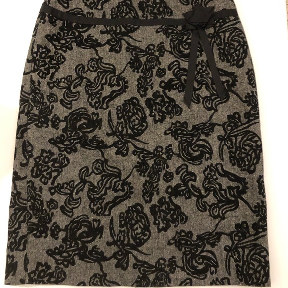 Ann Taylor Dresses & Skirts - AnnTaylor Skirt